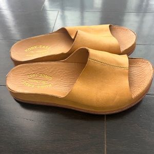 Kork-Ease Tutsi Slide Sandal Yellow Leather size 7